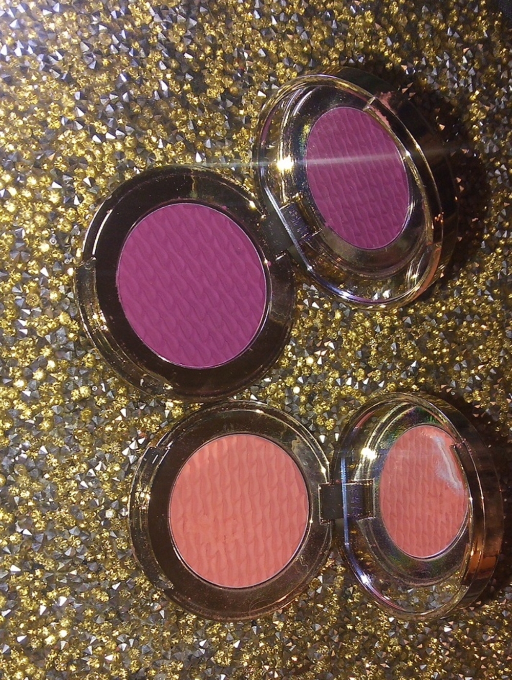tarte Dual Powder Blush — Vibrant Fuchsia & Warm Coral